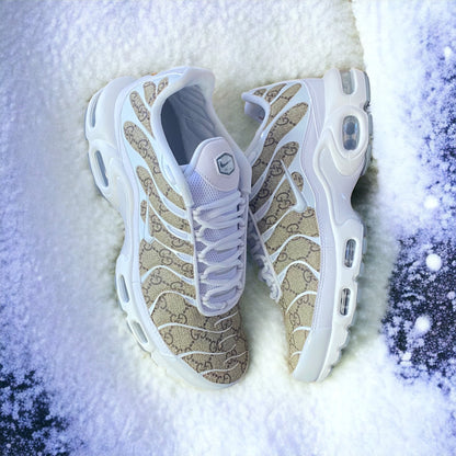 CUSTOM SNEAKER