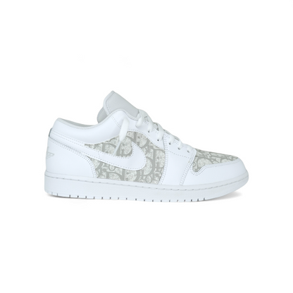 CUSTOM SNEAKER
